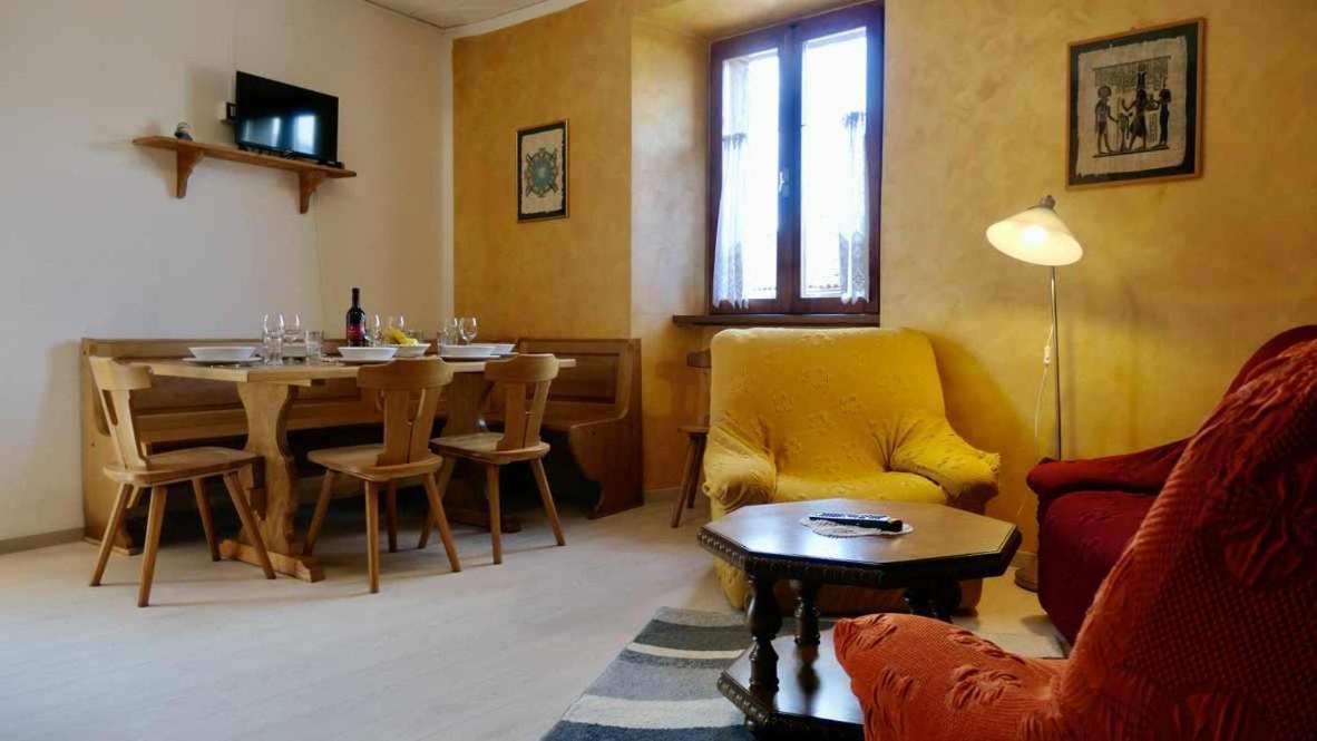 Casa Malpaga Tenna Ospitar Bagian luar foto